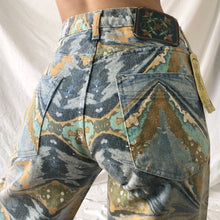 Load image into Gallery viewer, Vintage 1990s marbled deadstock jeans
